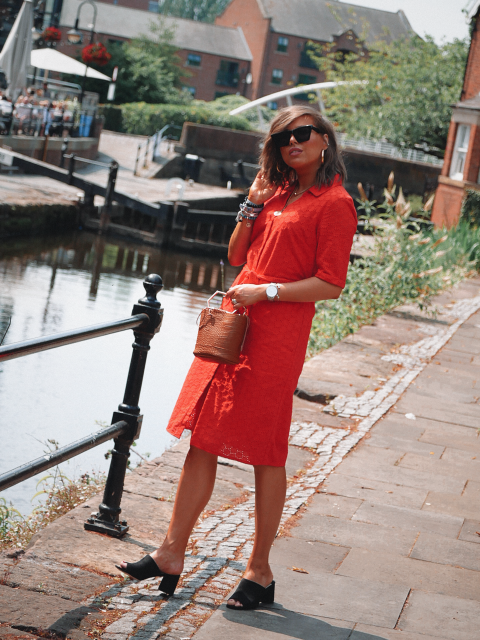 manchester blogger, manchester fashion bloggers, fashion blogger, straw bags, summer looks, mini dresses, oversized 