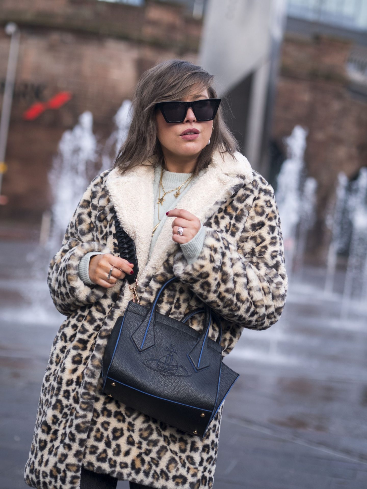 manchester fashion blogger, manchester blogger , manchester bloggers, Teddy  Coat, Styling coat , Louis Vuitton bag, Speedy 35 bag 