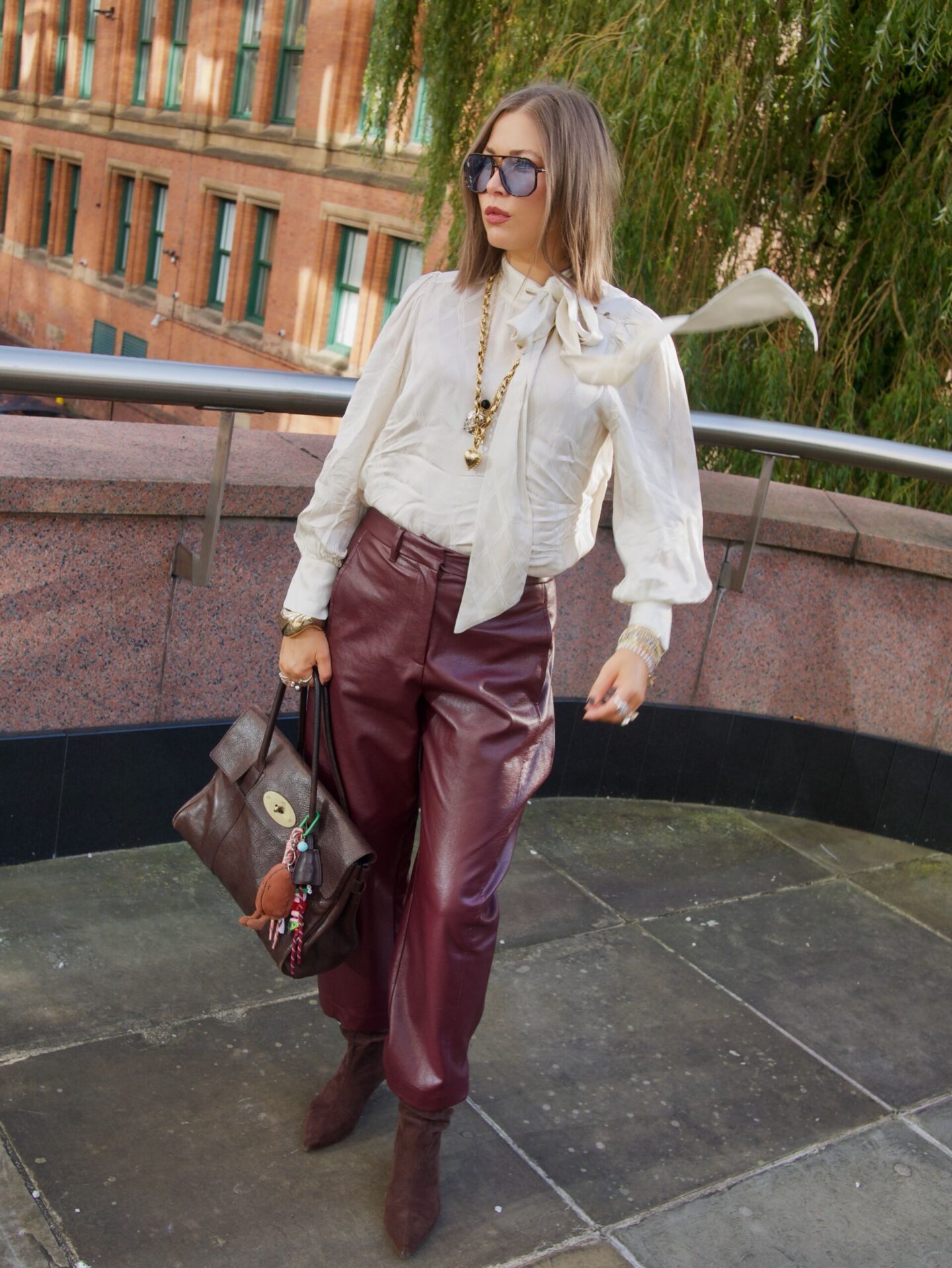moonson blouse, autumn pieces from moonson, what to wear in autumn, pussy blouse, barrel leg trousers, burgundy trousers, manchester, manchester influencer 