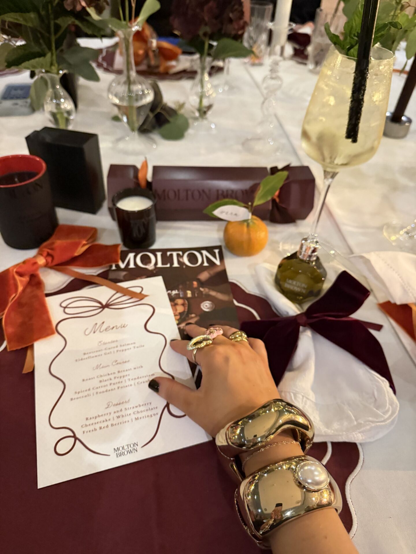 Molton Brown Christmas: The Perfect Christmas Gift, Christmas gift, molten brown, luxury Christmas gifts, luxury gifts, Molton brown manchester, Jolson brown event manchester